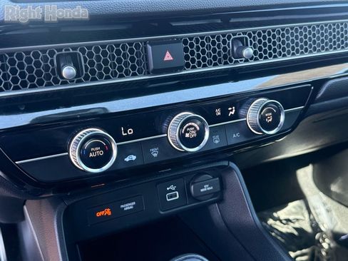 Used 2022 Honda Civic Sport image 24