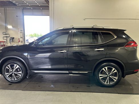 Used 2018 Nissan Rogue SL w/ Premium Package AWD/4WD image 11