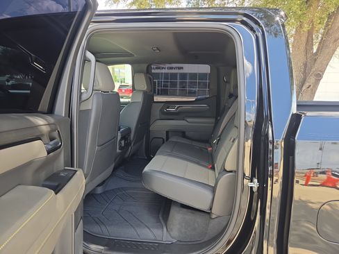 Certified 2023 Chevrolet Silverado 1500 ZR2 w/ Technology Package AWD/4WD image 13