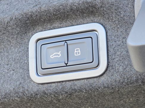 Used 2026 Audi A6 Prestige w/ Prestige Package image 28