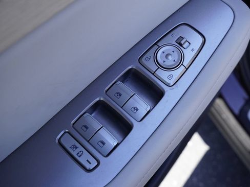 Used 2023 Hyundai Palisade Limited FWD image 10