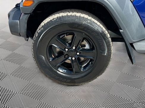 Used 2019 Jeep Wrangler Sport image 34