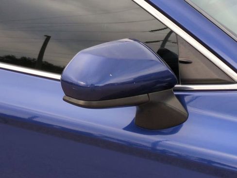 Used 2018 Toyota Camry LE image 11