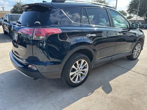 Used 2018 Toyota RAV4 Limited image 5