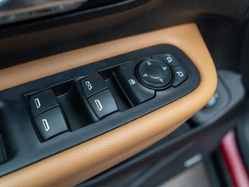 Used 2021 GMC Terrain SLT w/ Infotainment Package II image 21