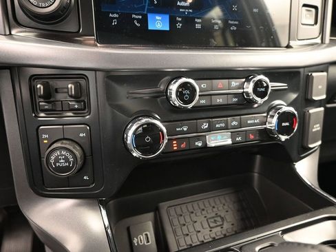 New 2026 Ford F150 XLT w/ Equipment Group 302A MID AWD/4WD image 18