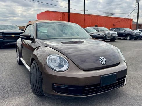 Used 2013 Volkswagen Beetle 2.5 image 14