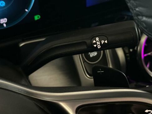 Certified 2022 Mercedes-Benz EQB 350 4MATIC image 33