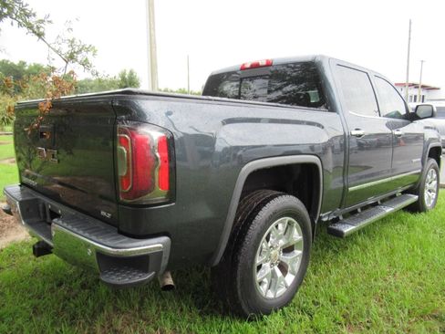 Used 2017 GMC Sierra 1500 SLT AWD/4WD image 4