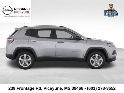 Used 2023 Jeep Compass Sport AWD/4WD image 7