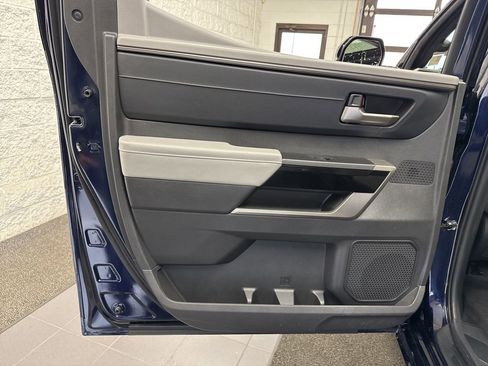 Used 2025 Toyota Tundra Limited image 42