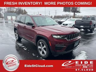 Used 2023 Jeep Grand Cherokee Limited w/ Trailer Tow Prep Group (B) 360° Tour