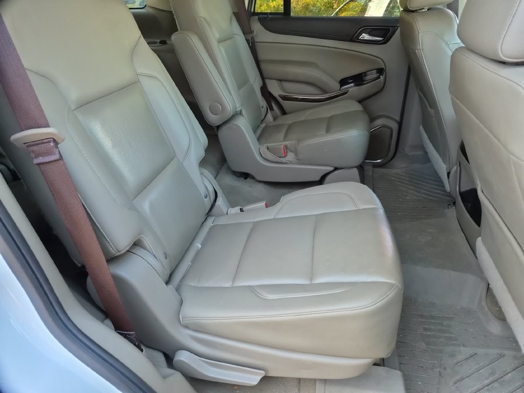 Used 2020 GMC Yukon SLT w/ Value Plus Edition AWD/4WD image 41