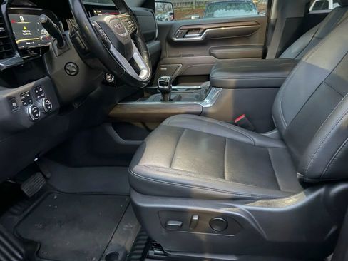 Used 2023 GMC Sierra 1500 SLT w/ SLT Premium Plus Package image 13
