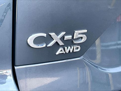 Used 2023 MAZDA CX-5 Carbon Edition image 9