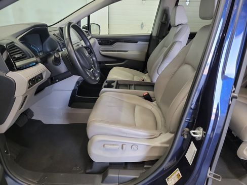 Certified 2023 Honda Odyssey Touring image 12