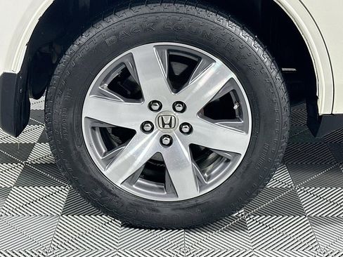 Used 2015 Honda Pilot Touring image 29