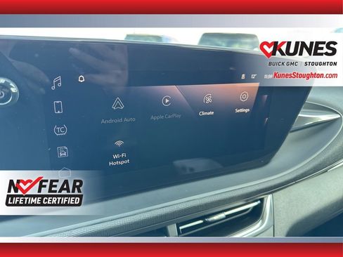 Used 2024 Buick Envista Preferred w/ Advanced Safety Package image 30