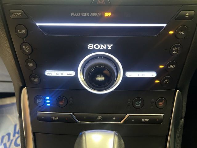 Used 2016 Ford Edge Titanium w/ Equipment Group 301A FWD image 17