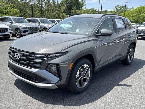 New 2026 Hyundai Tucson SEL FWD image 3