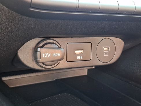 Certified 2025 Hyundai Elantra Sport FWD image 23
