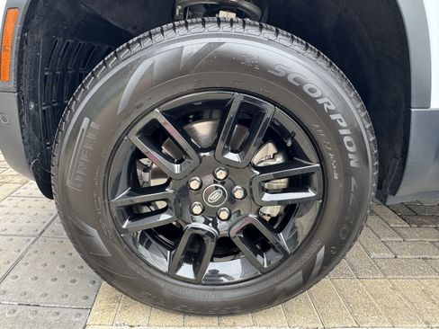 Certified 2023 Land Rover Defender 110 S AWD/4WD image 9