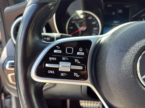 Used 2019 Mercedes-Benz C 300 4MATIC Sedan image 24
