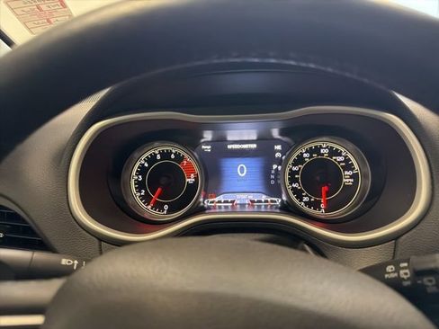 Used 2018 Jeep Cherokee Limited w/ Luxury Group image 26