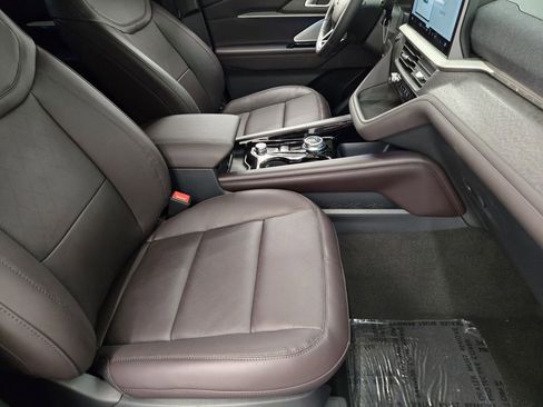 New 2026 Ford Explorer Platinum image 16