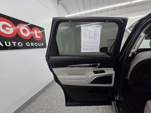 Used 2020 Kia Telluride SX w/ Towing Package FWD image 27
