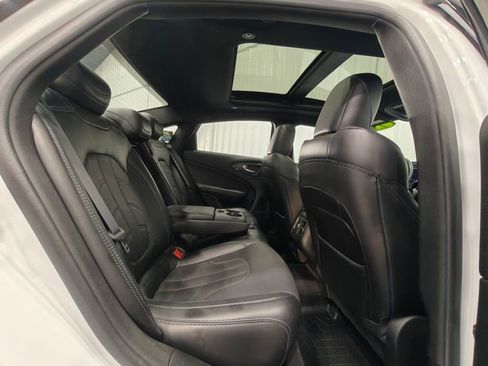 Used 2015 Chrysler 200 S w/ Navigation & Sound Group I AWD/4WD image 23