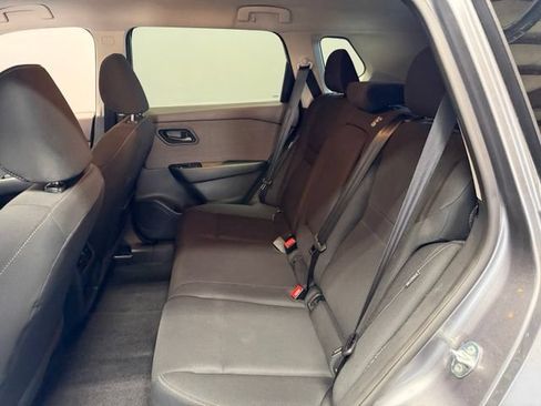 Used 2023 Nissan Rogue S AWD/4WD image 19