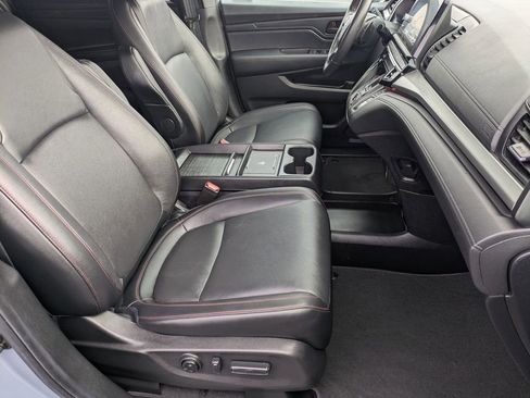 Used 2025 Honda Odyssey Sport-L image 21