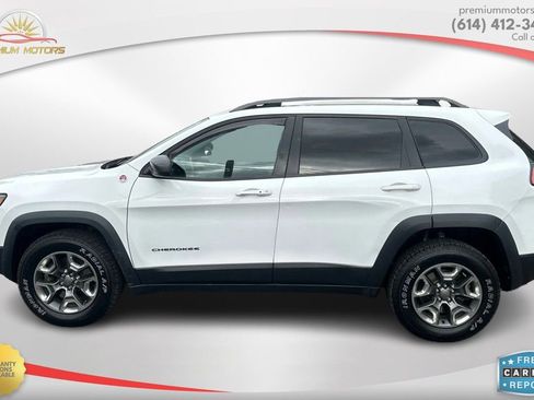 Used 2019 Jeep Cherokee Trailhawk w/ Cold Weather Group image 2