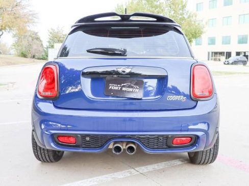 Used 2017 MINI Cooper S image 6