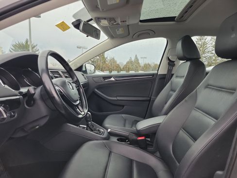 Used 2016 Volkswagen Jetta SEL w/ Lighting Package image 15