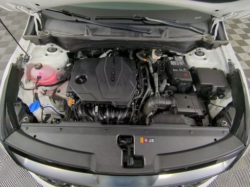 Certified 2025 Kia Sportage SX image 46