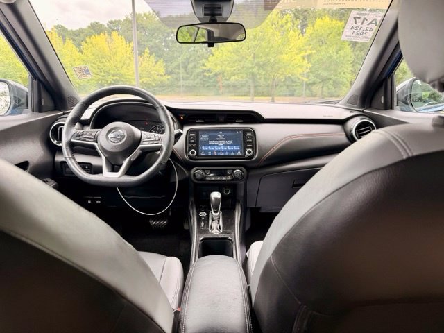 Used 2021 Nissan Kicks SR w/ SR Premium Package FWD image 23