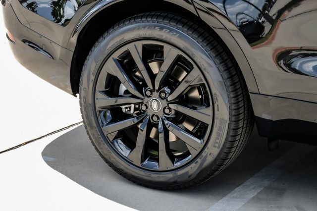 New 2026 Land Rover Discovery Limited Edition AWD/4WD image 69