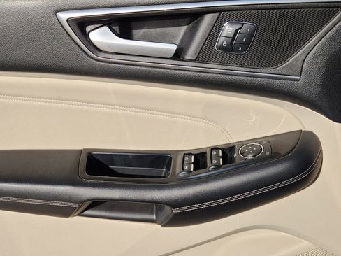 Used 2015 Ford Edge Titanium w/ Equipment Group 301A image 36