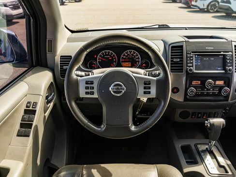 Used 2013 Nissan Frontier SV w/ SV Value Truck Pkg RWD image 23