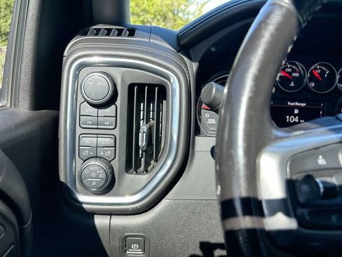 Used 2022 Chevrolet Silverado 2500 LTZ w/ LTZ Convenience Package AWD/4WD image 17