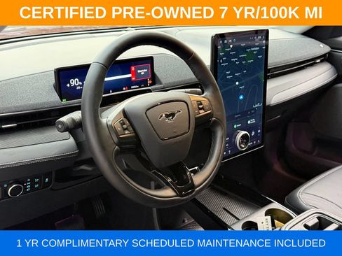 Used 2025 Ford Mustang Mach-E Premium AWD/4WD image 29