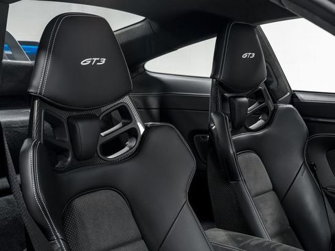 Used 2022 Porsche 911 GT3 image 35