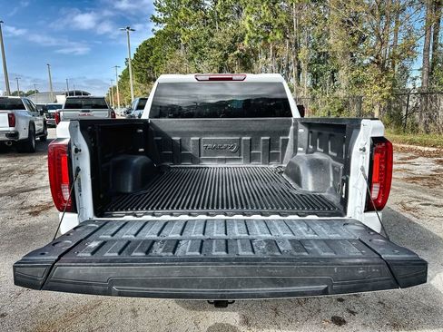 Certified 2024 GMC Sierra 1500 SLT image 25