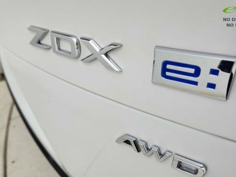 Used 2024 Acura ZDX Type S image 17