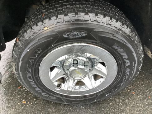 Used 2017 Chevrolet Silverado 1500 W/T w/ Trailering Package image 19