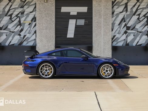 Used 2026 Porsche 911 GT3 RWD image 17