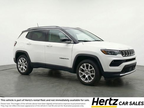 Used 2025 Jeep Compass Limited AWD/4WD image 1