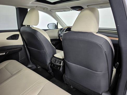 Used 2024 Lexus RX 350 Premium w/ Accessory Package (Z1) FWD image 29